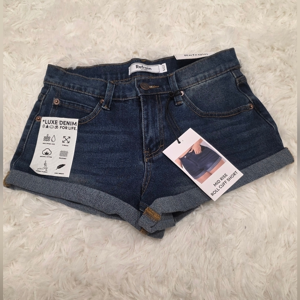 Refrain Mid Rise Roll Cuff Jean Shorts. Size 5. NWT
